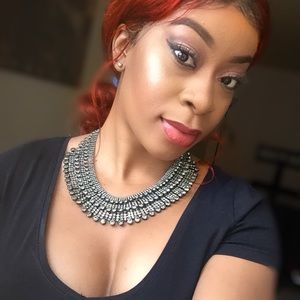 Meet your Posher, Aisha